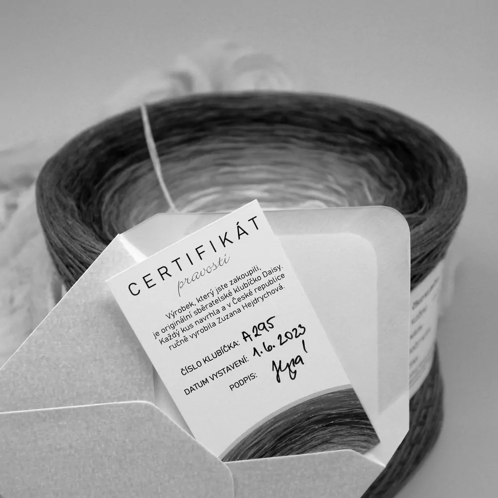 Klubíčko Daisy LUNART 3+1nitka - 1200 m