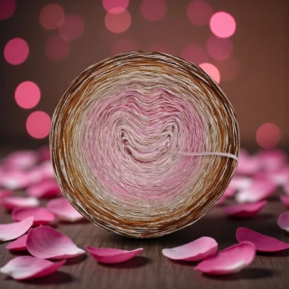 Klubíčko Daisy Star ART 3+1nitka - 1500 m (1 nitka efektní s flitry)