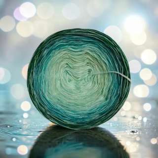 Klubíčko Daisy GlossART 3nitka + viskóza